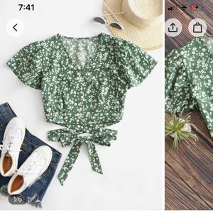 Ditsy Print Surplice Tie Hem Crop Blouse